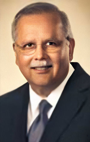 Headshot of Ramesh Gurnani